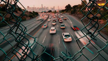 A股收评:创业板指高开高走涨2.61%,证券IT、玻纤等行业以及概念涨幅居前